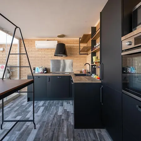 Lejlighed Casa Andrew New Rom